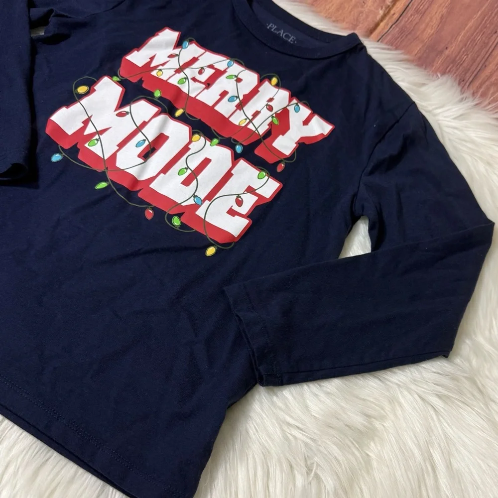 The Children’s Place Holiday Graphic Long Sleeve Shirt - Youth Size M (7/8)